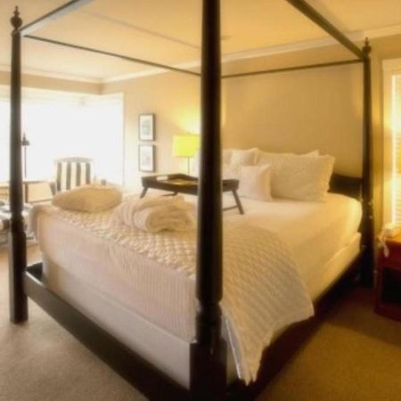 The Courtyard Hotel Cannon Beach Bagian luar foto