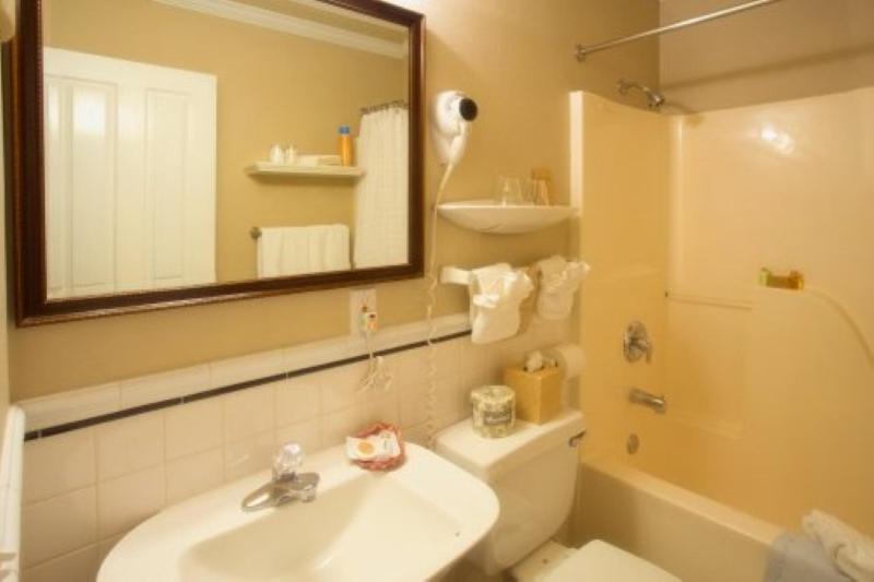 The Courtyard Hotel Cannon Beach Bagian luar foto